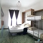 公寓 Modular House